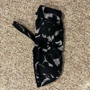 lululemon athletica Black and Gray Swim Top
